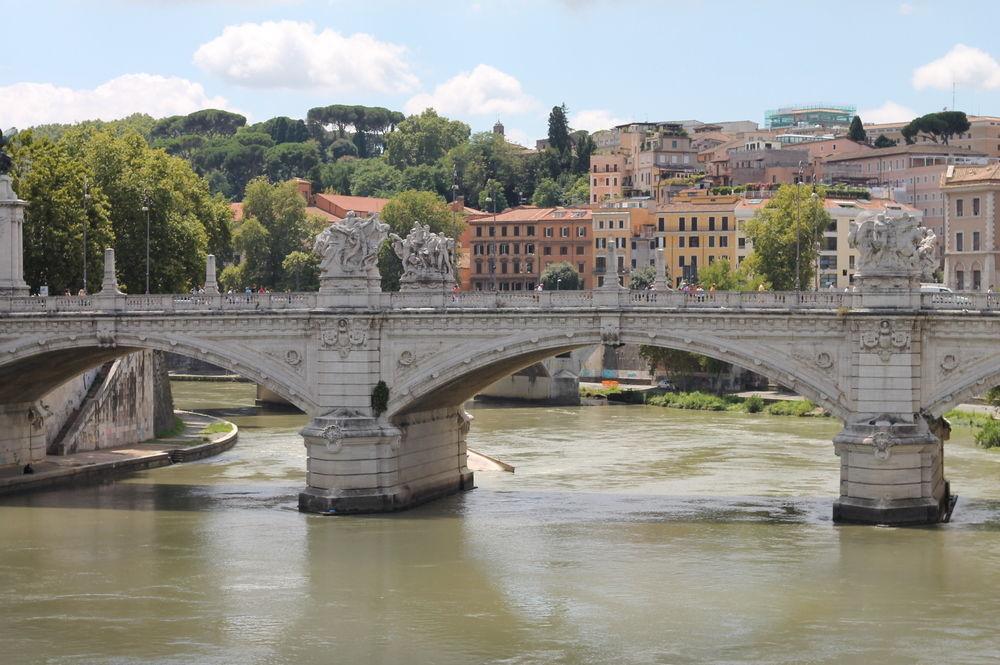 Orsa Maggiore For Women Only Hostel