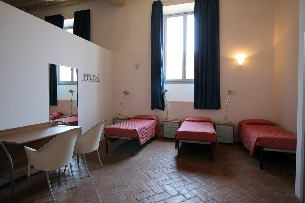 Hostel Orsa Maggiore For Women Only Rome